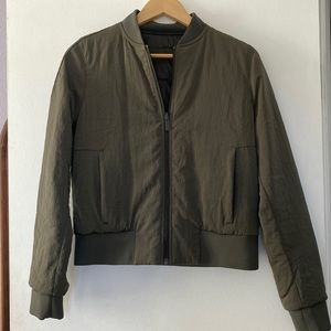 Lululemon bomber jacket, like new!